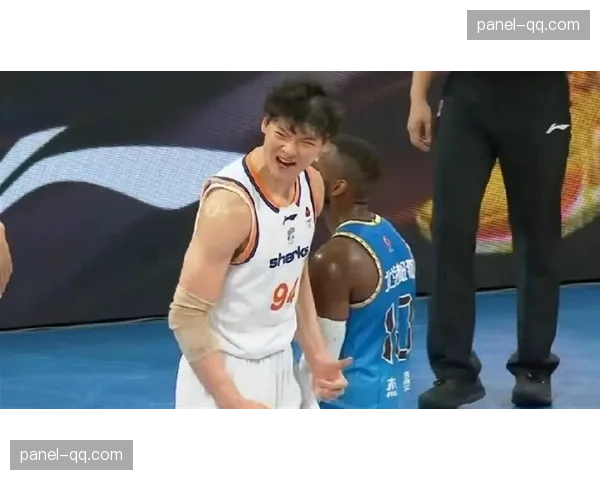 上海队提前4轮锁定常规赛冠军，外援缺阵情况下仍保持强势表现